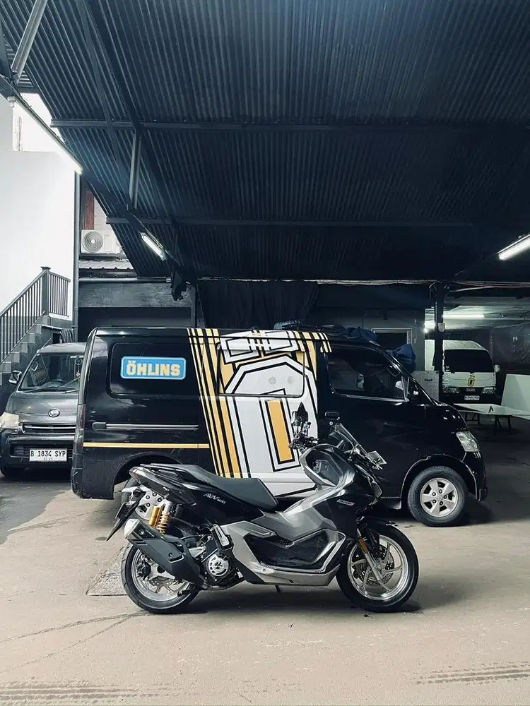 Honda ADV 160 ABS modif