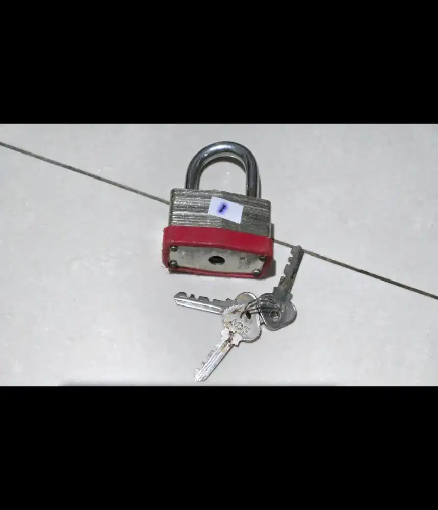 Habiskan stok murah gembok merk ACE kunci ada 3