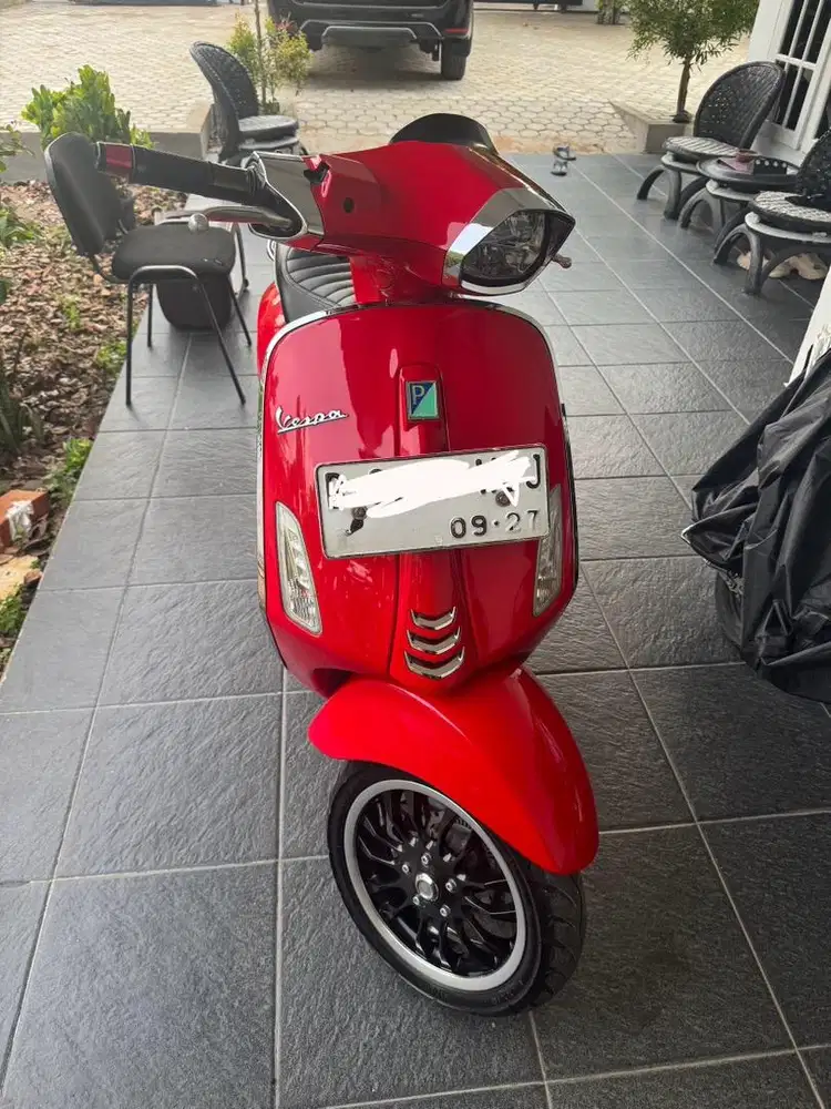 Di Jual Vespa Sprint I Get ABS - Tahun 2022 (Red Glosy)
