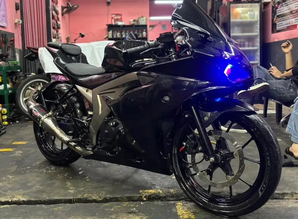 SUZUKI GSX R150 2017