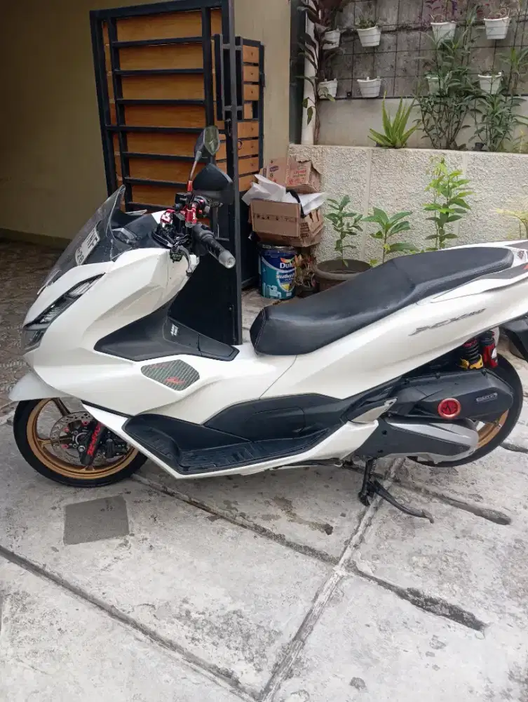 HONDA PCX 160 TAHUN 2023 REMOT