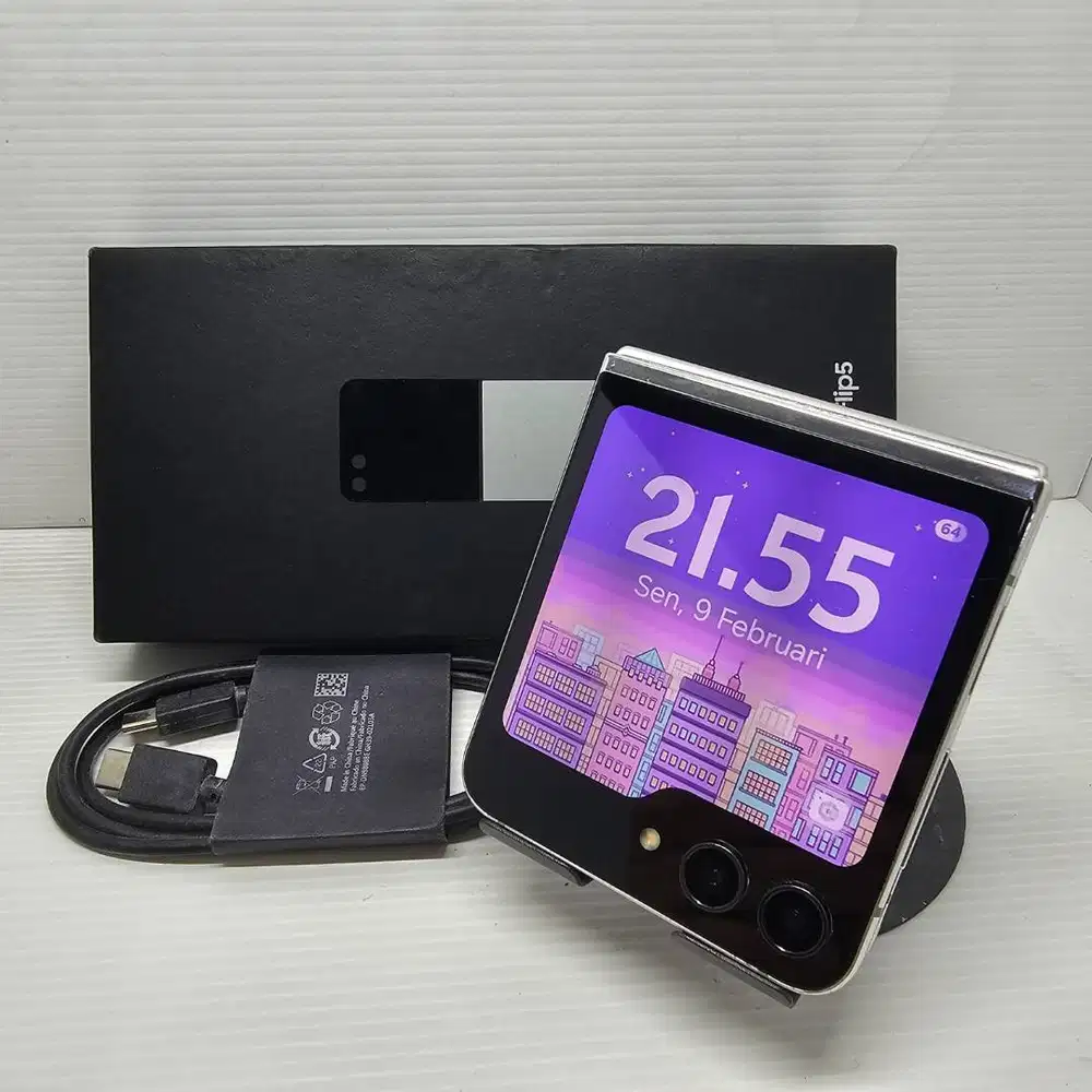LIKE NEW MULUS SAMSUNG GALAXY Z FLIP 5 5G 8/512 CREAM RESMI SEIN FULLS