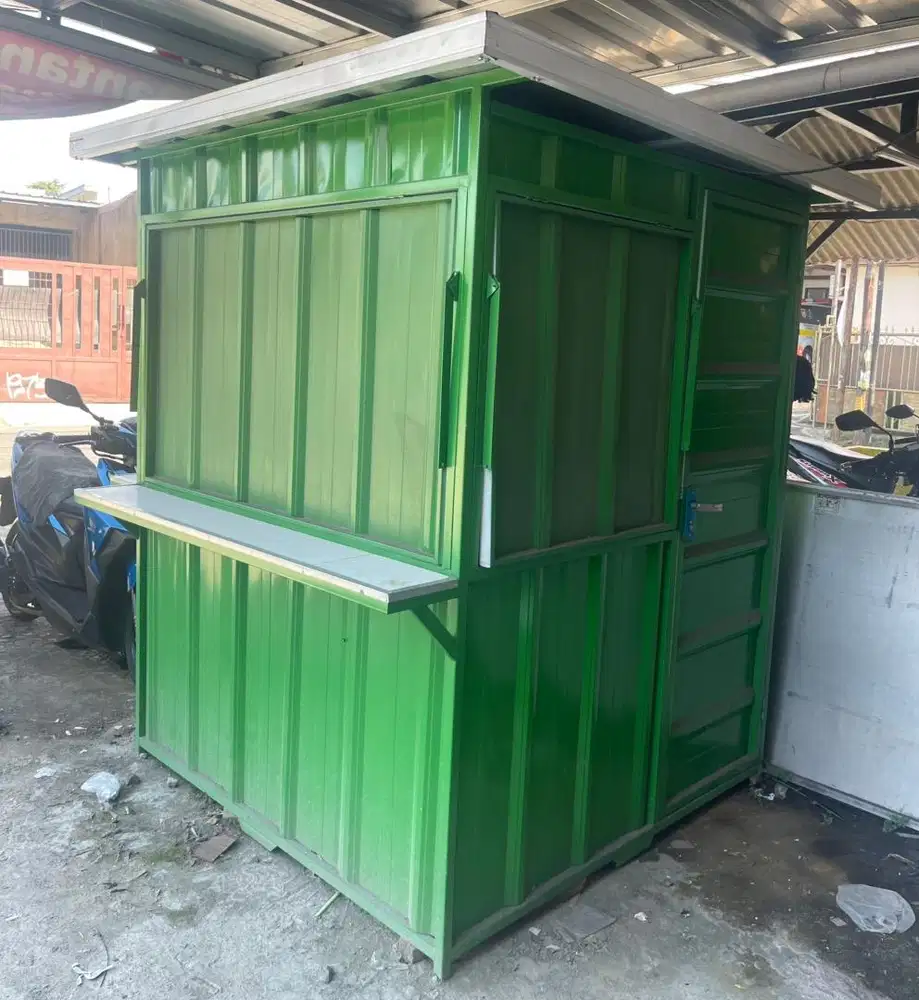 Booth jualan bekas seperti baru