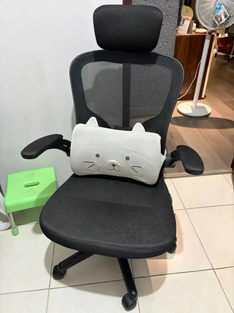 Kursi Kantor SELMA (RUPA RUPA) – Bekas Layak Pakai, Nyaman