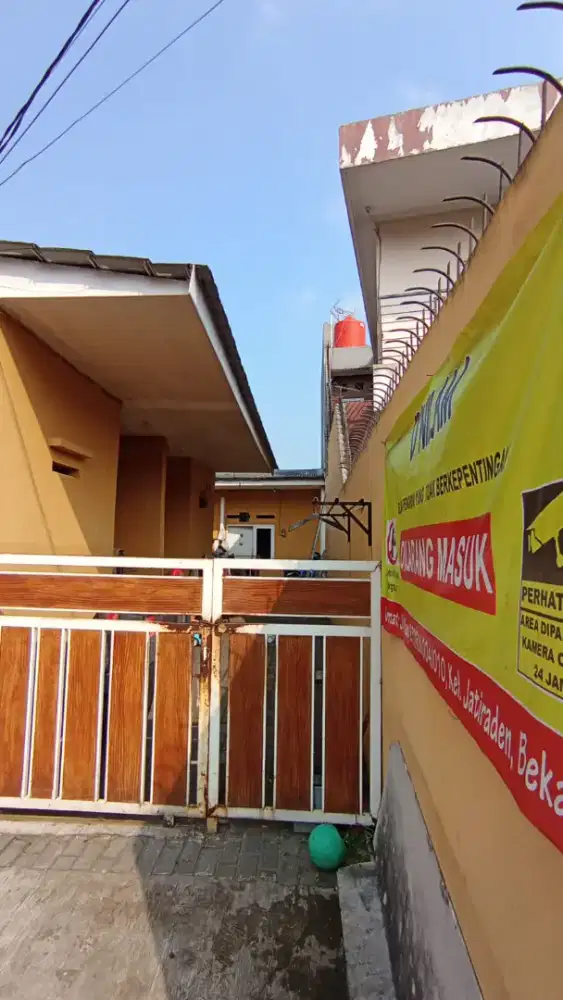 Di jual cepat kontrakan 5 pintu lokasij strategis