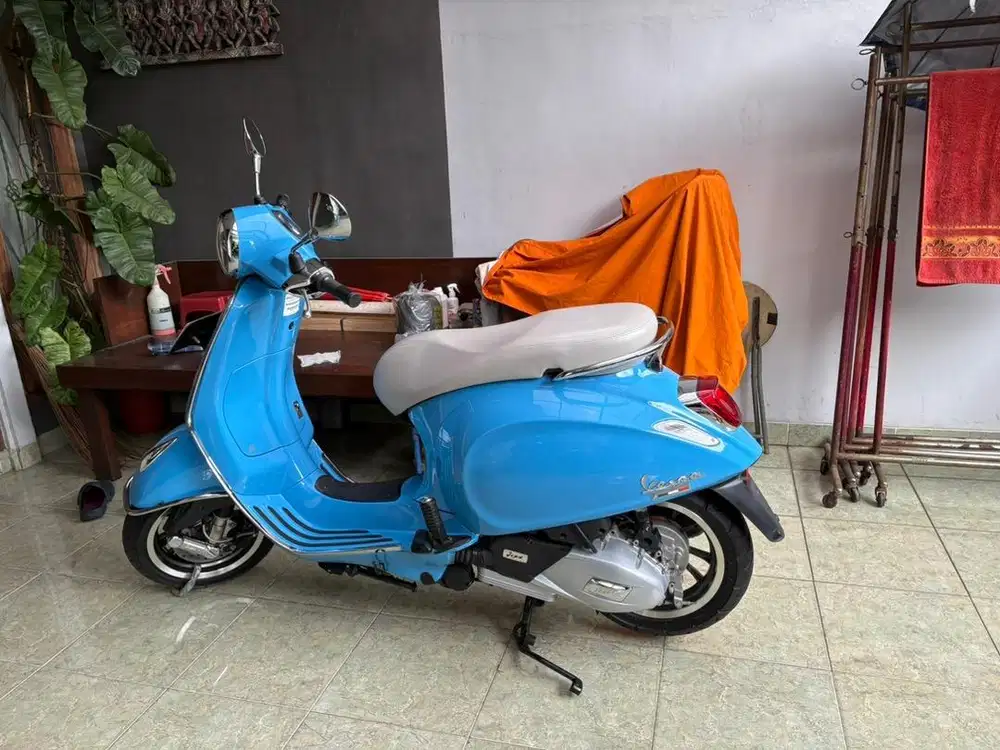 Jual vespa primavera special anniversary