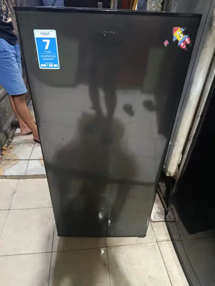 Kulkas 1 pintu merek AQUA