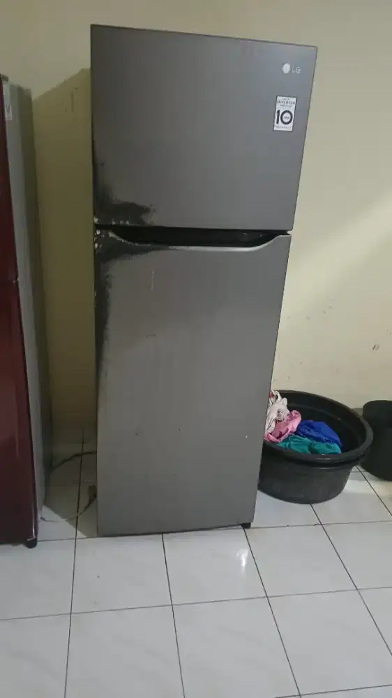 WTS kulkas 2 pintu LG inverter