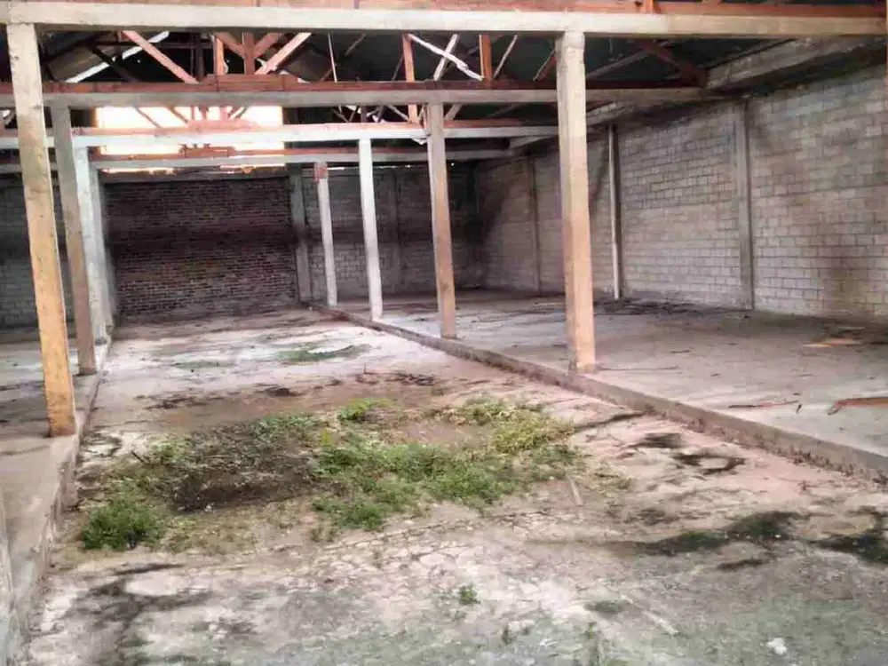 Disewakan Tanah dan Bangunan ex Pabrik Kerupuk di Cisaranten