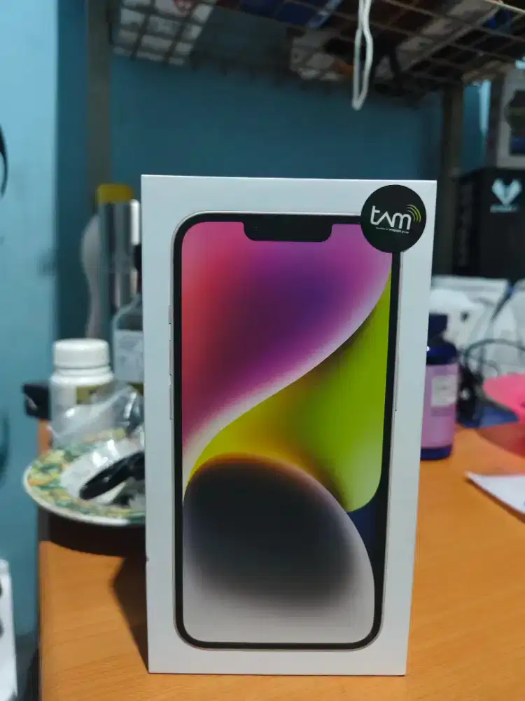 Iphone 14 warna starlight 128 gb garansi ibox bnib gress
