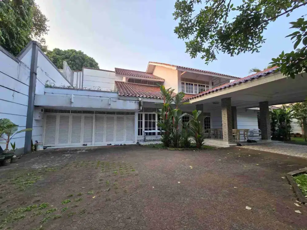 dijual rumah lama 2 lantai di jl margasatwa raya pondok labu Cilandak Jakarta selatan