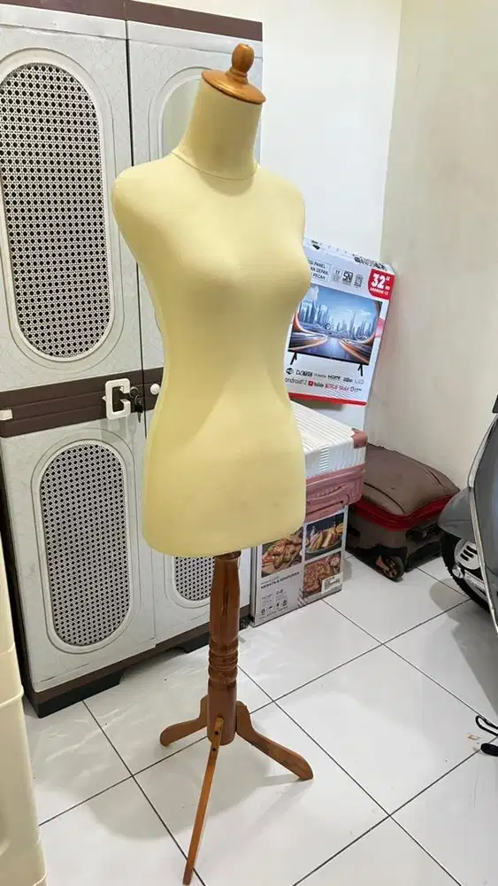 Patung dress dan baju