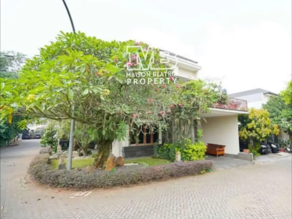 DIJUAL RUMAH CLASSIC MODERN HOOK 2 LT SIAP HUNI SEMI FURNISHED DI GRAND CIBUBUR COUNTRY