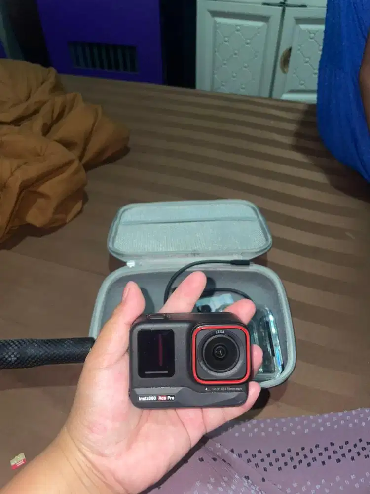 Camera Insta 360 ace pro