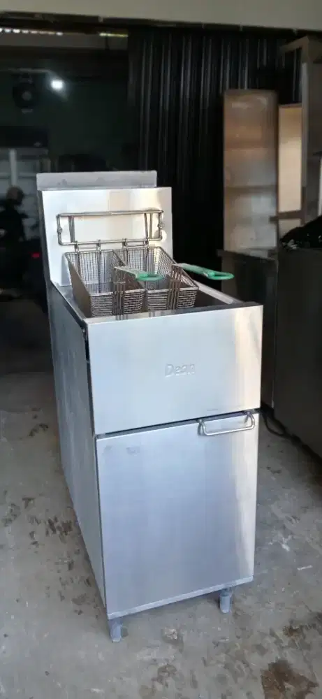 Dean Deep Fryer