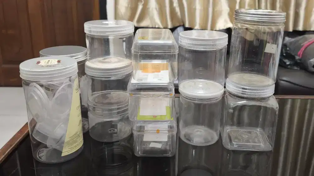 Toples Kue / Plastic Container [Bekas]