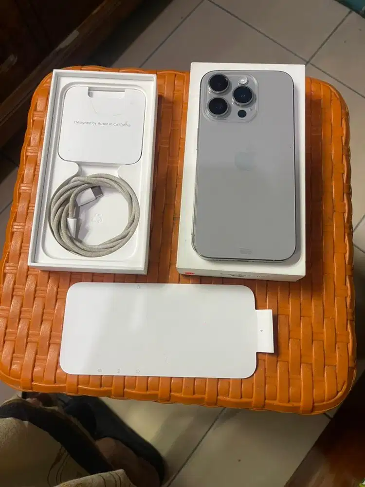 Iphone 15 pro 256gb ibox