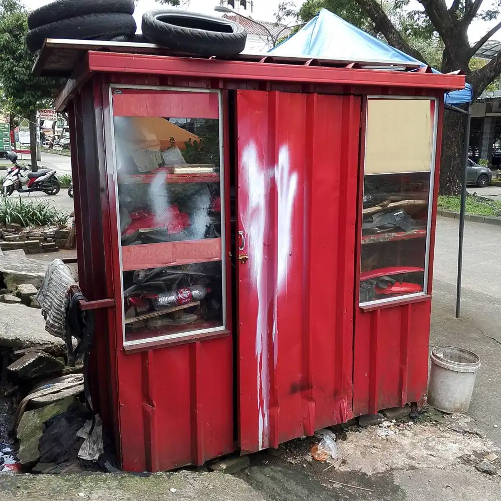 Both Semi Kontainer Gerobak Jualan Serba Guna Bekas Second