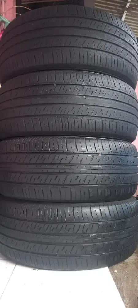 Ban dunlop grentrex pt3A 275/50r21