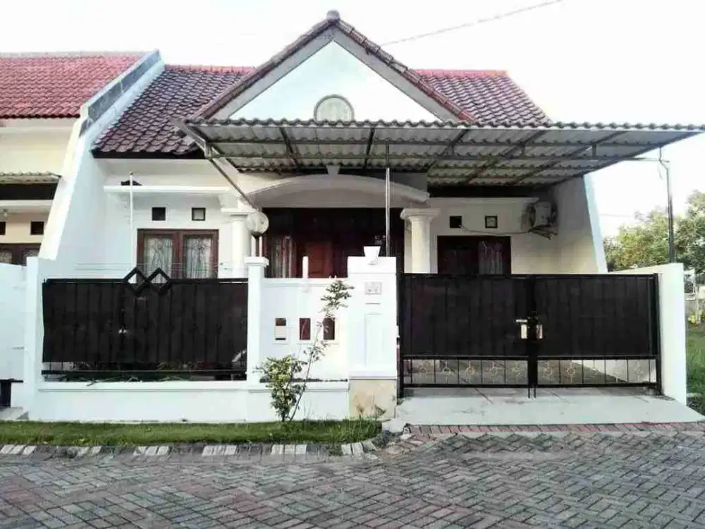 Rumah di Graha Sampurna Indah Wiyung - Surabaya