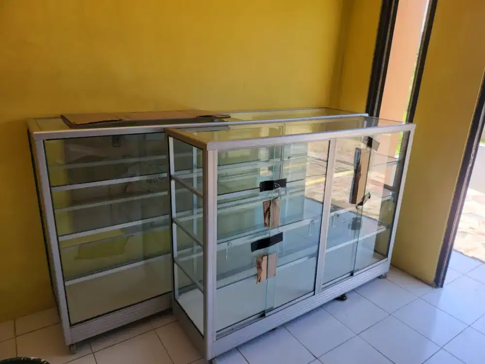 JUAL ETALASE KACA