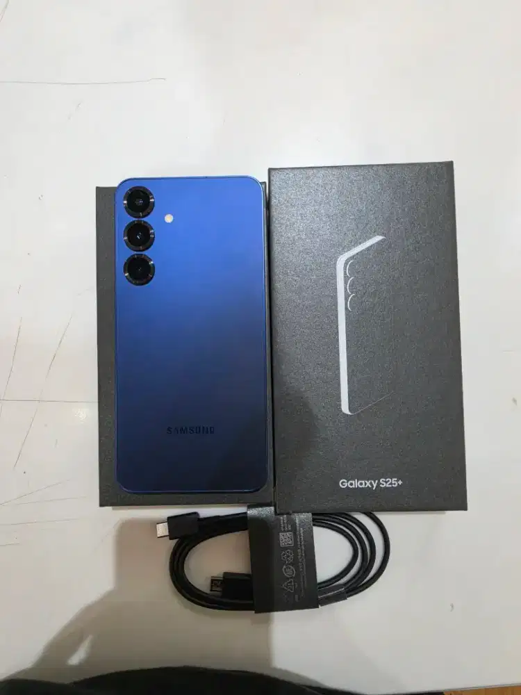 SAMSUNG GALAXY S25 PLUS