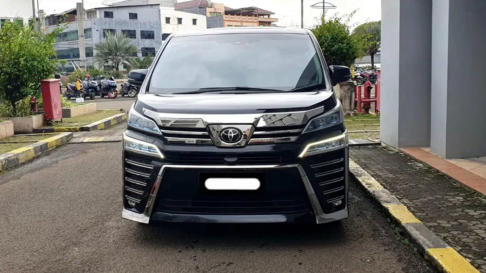 Toyota vellfire g tss 2022 hitam pilotseat sunroof