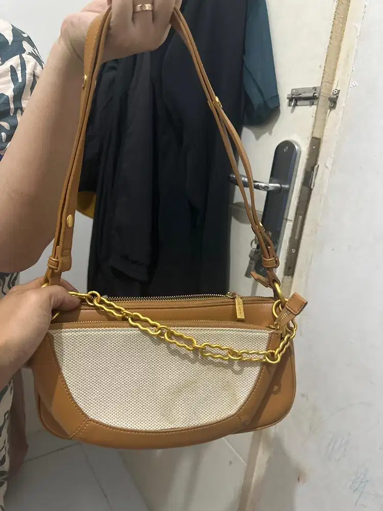 Tas original wanita