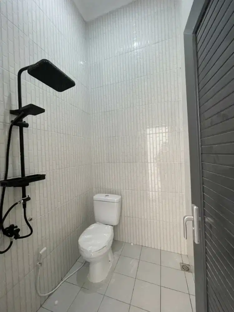 Dijual rumah baru siap huni di Kalipancur Manyaran semarang Barat