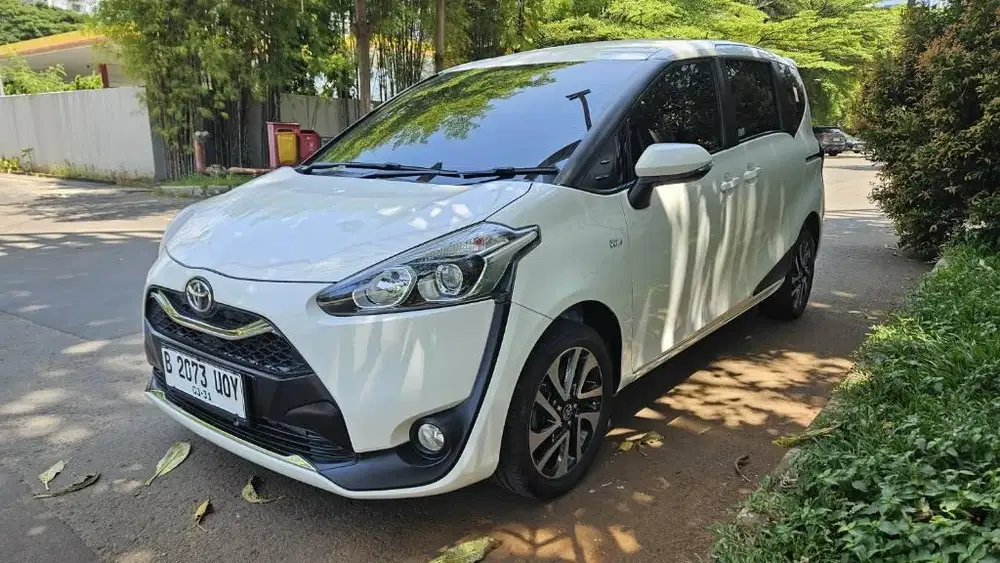 Toyota Sienta V AT Nik 2021 Record Toyota Ban 4 Baru