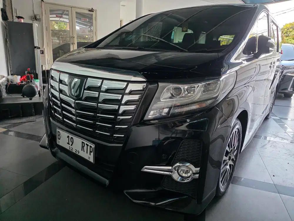 Toyota Alphard 2017 Bensin