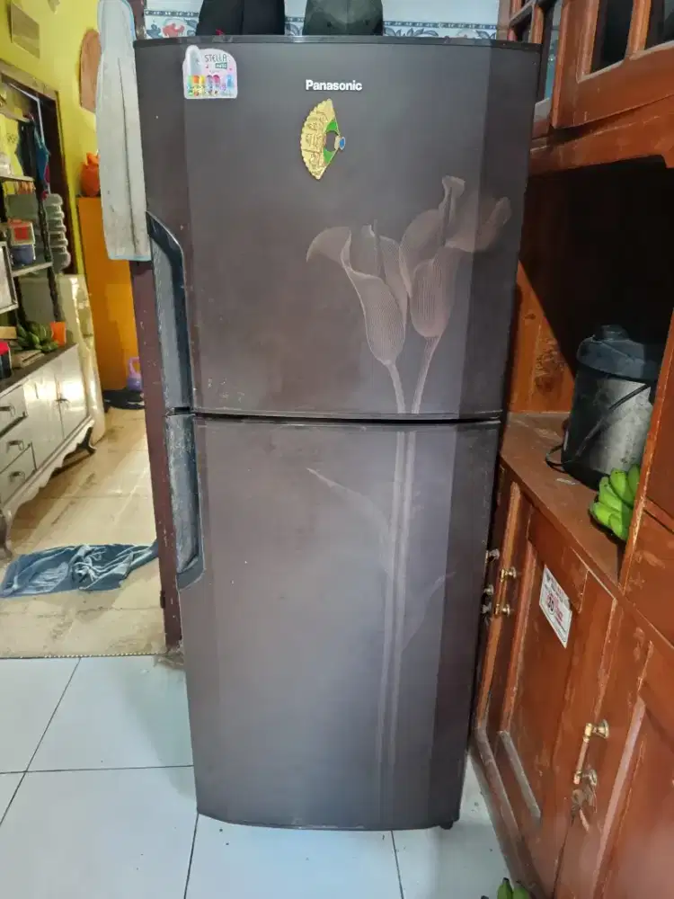 Kulkas panasonic