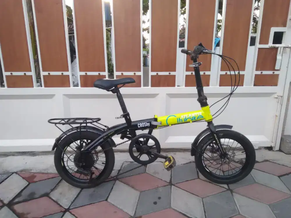Sepeda lipat Atlantis siap gowes
