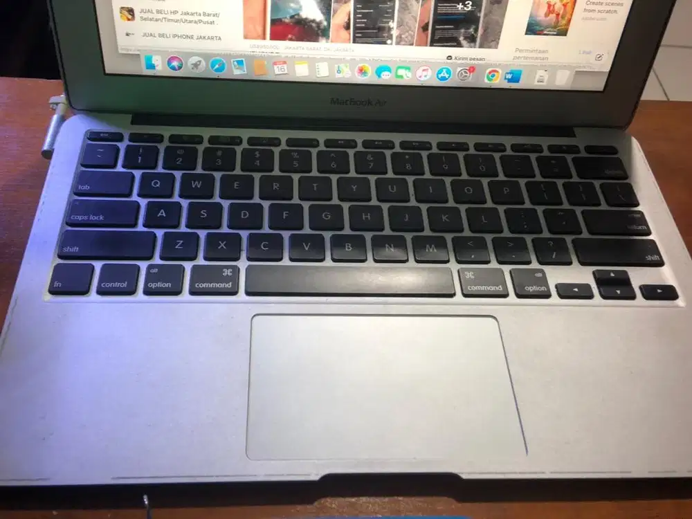 Macbook air 11 in 2010