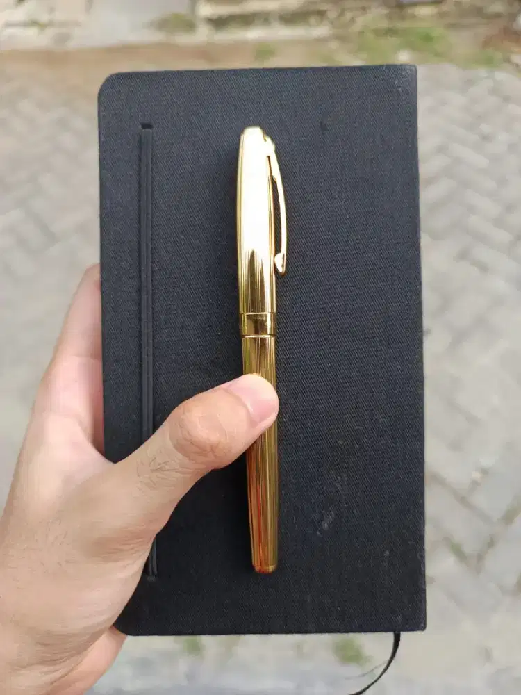 Shaffer VFM Fountain Pen Gold Colored (Limited Edition)