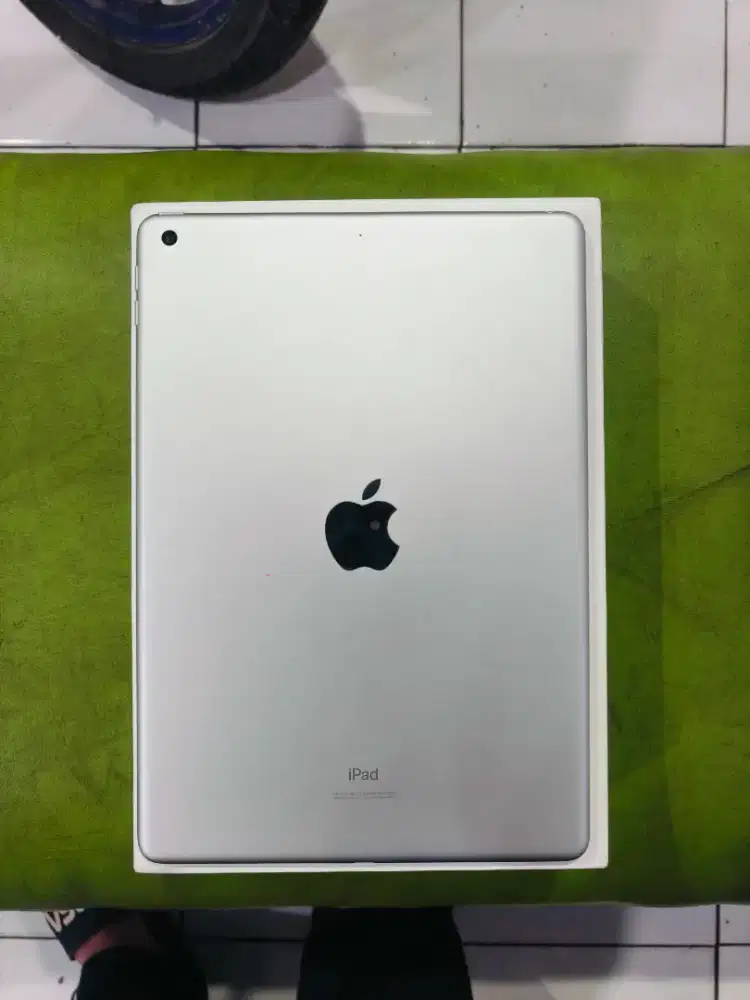 iPad 9 like new