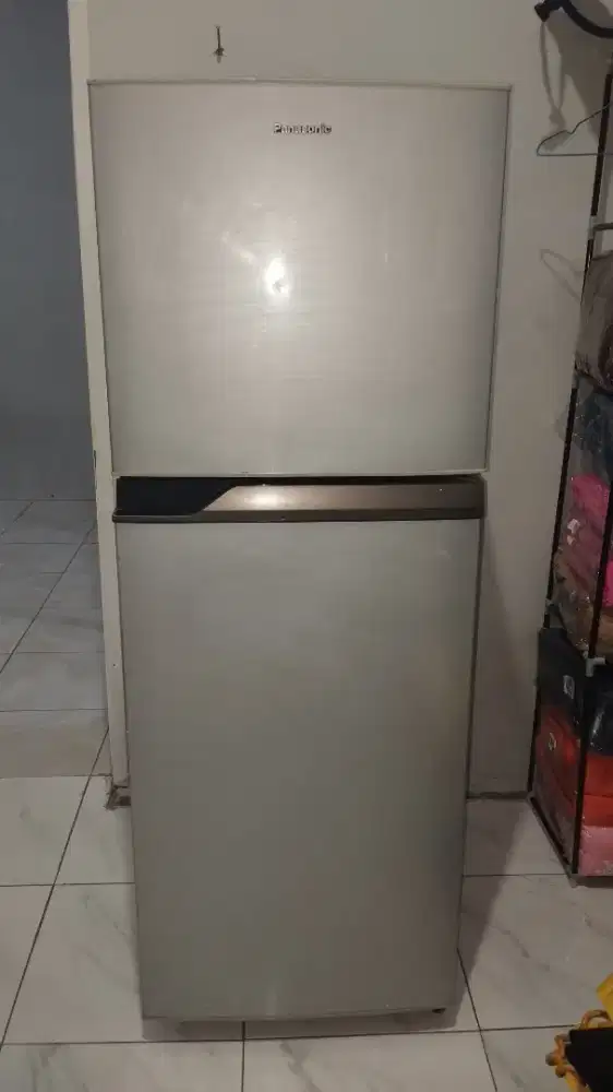 Kulkas 2 pintu panasonic