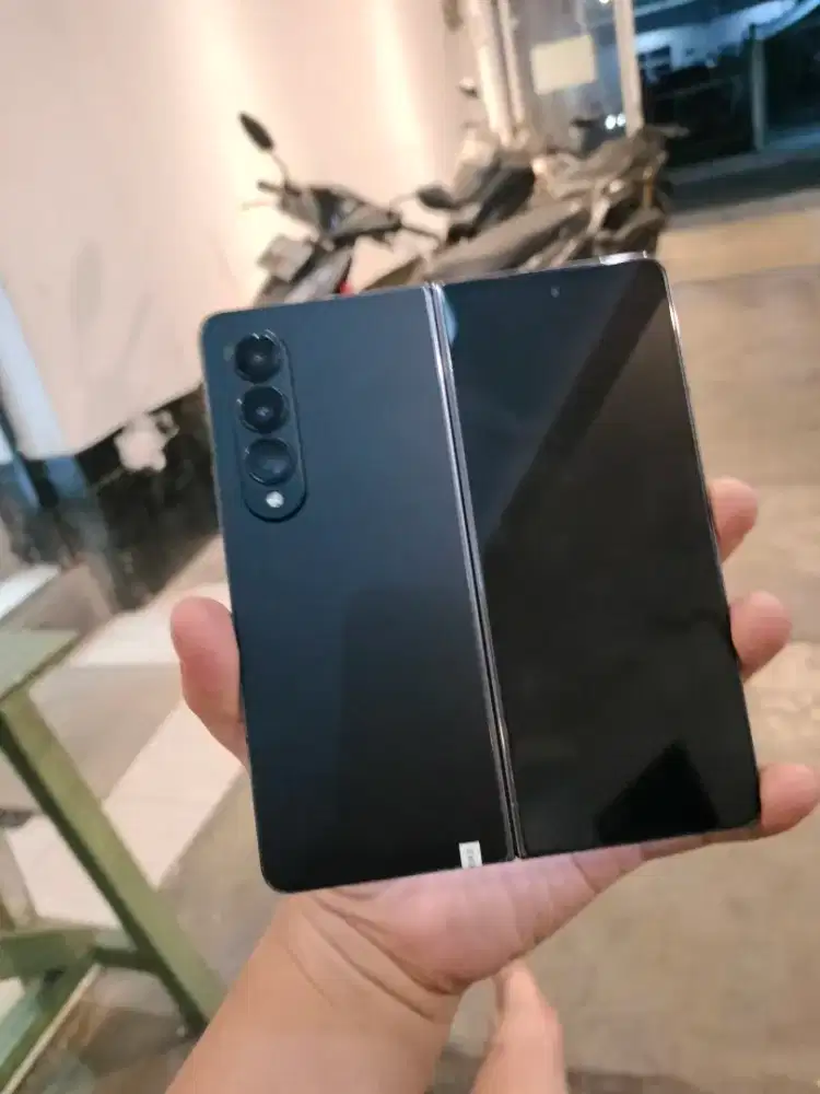 Samsung galaxy Z Fold 4 12/256 sein