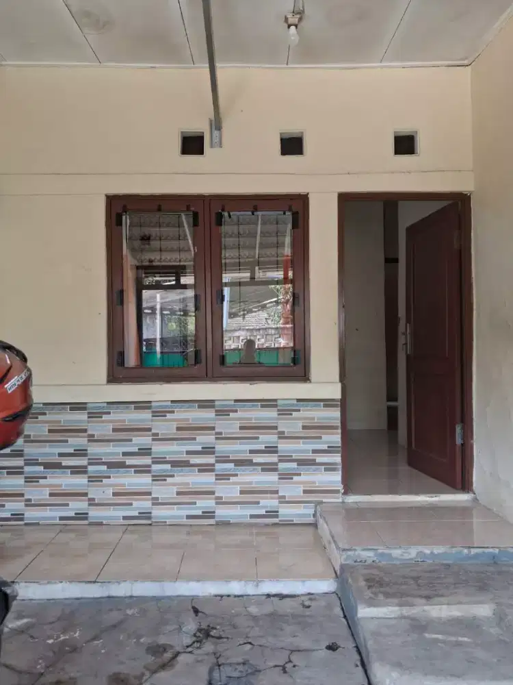 Disewakan Rumah di Komplek Perumahan Bilabong Permai Blok G2M NO.61