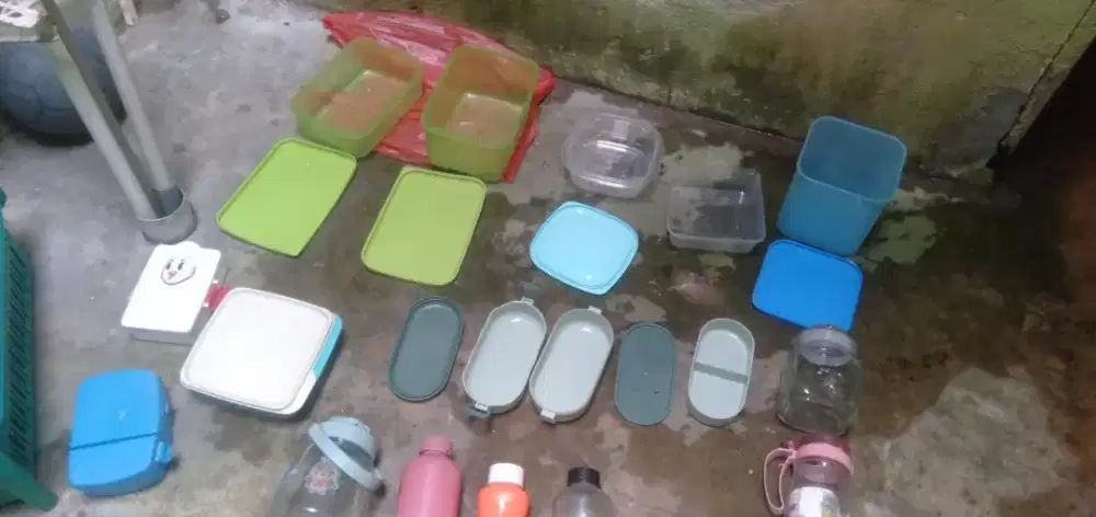 Di jual laku brp yg minat dan paham aja wa dan hp buruan  murah aja