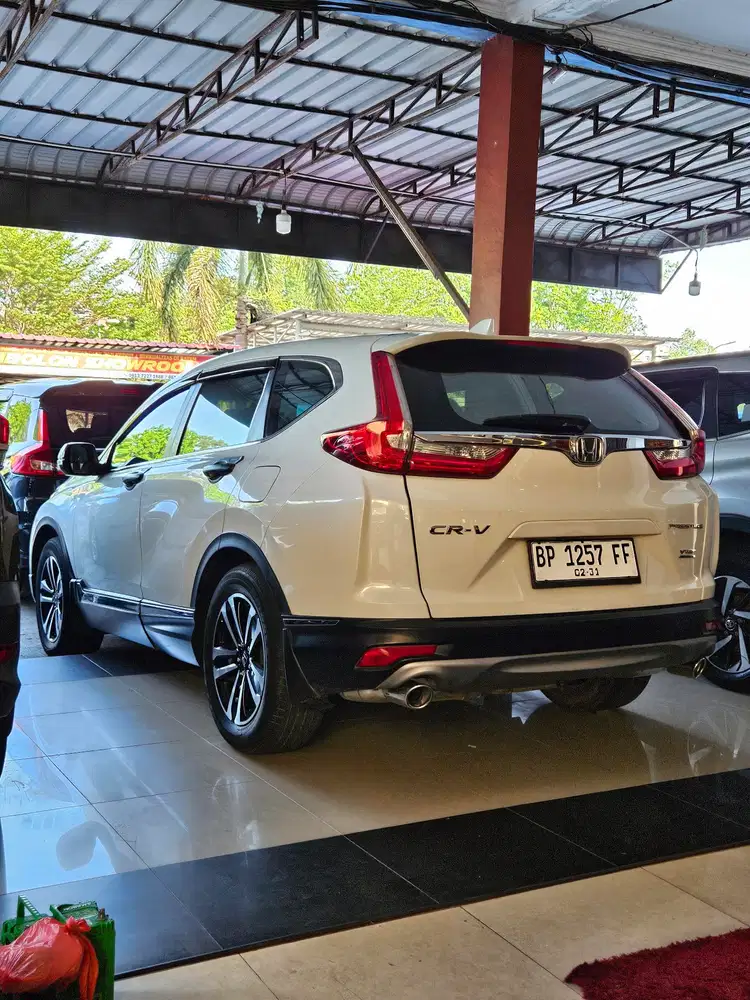 HONDA CRV 1.5 TURBO PRESTIQE  AUTOMETIC PAJAK BARU TANGAN PERTAMA BARU