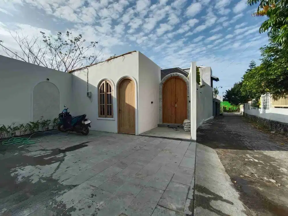 Villa Full Furnished dan Private Pool Di Jalan Palagan Km 7,5