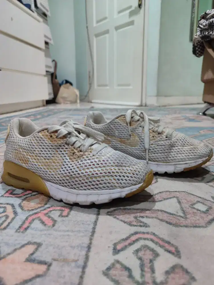 Dijual cepat Nike Air Max 90 Ultra size 37