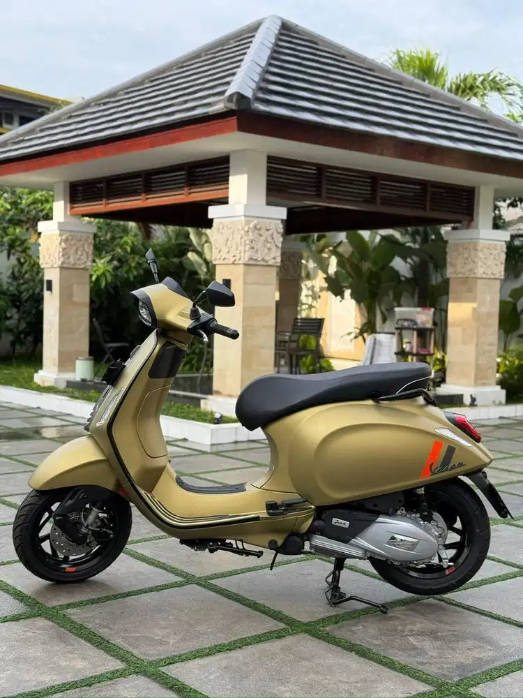 KM 600 PERAK ! VESPA SPRINT S 150 TAHUN 2024 LIKE NEW NO MINUS