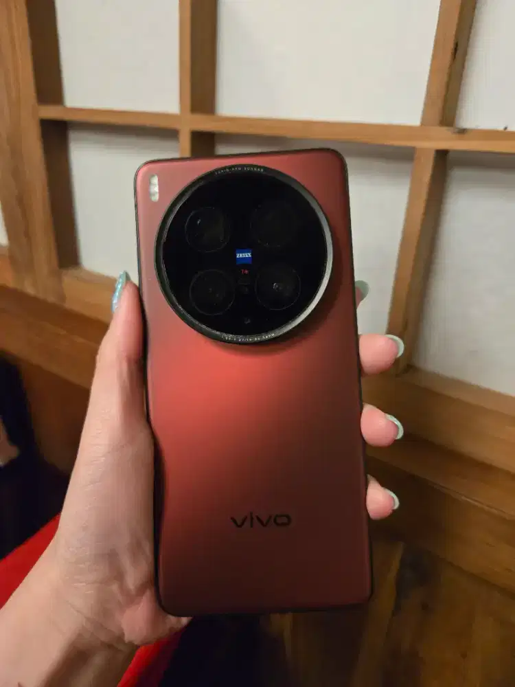 VIVO X200 ULTRA 16/512GB RED LIKE NEW