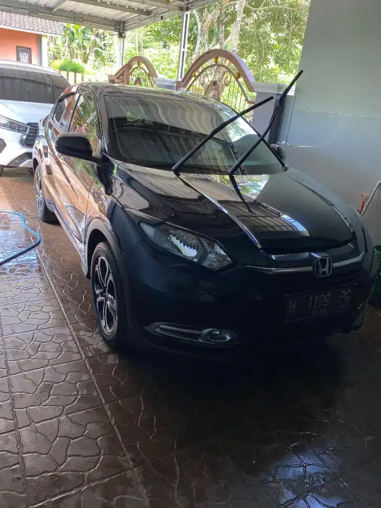 Dijual Hrv 2015 E matic