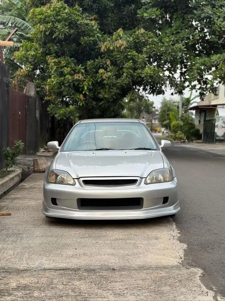 CIVIC FERIO 2000