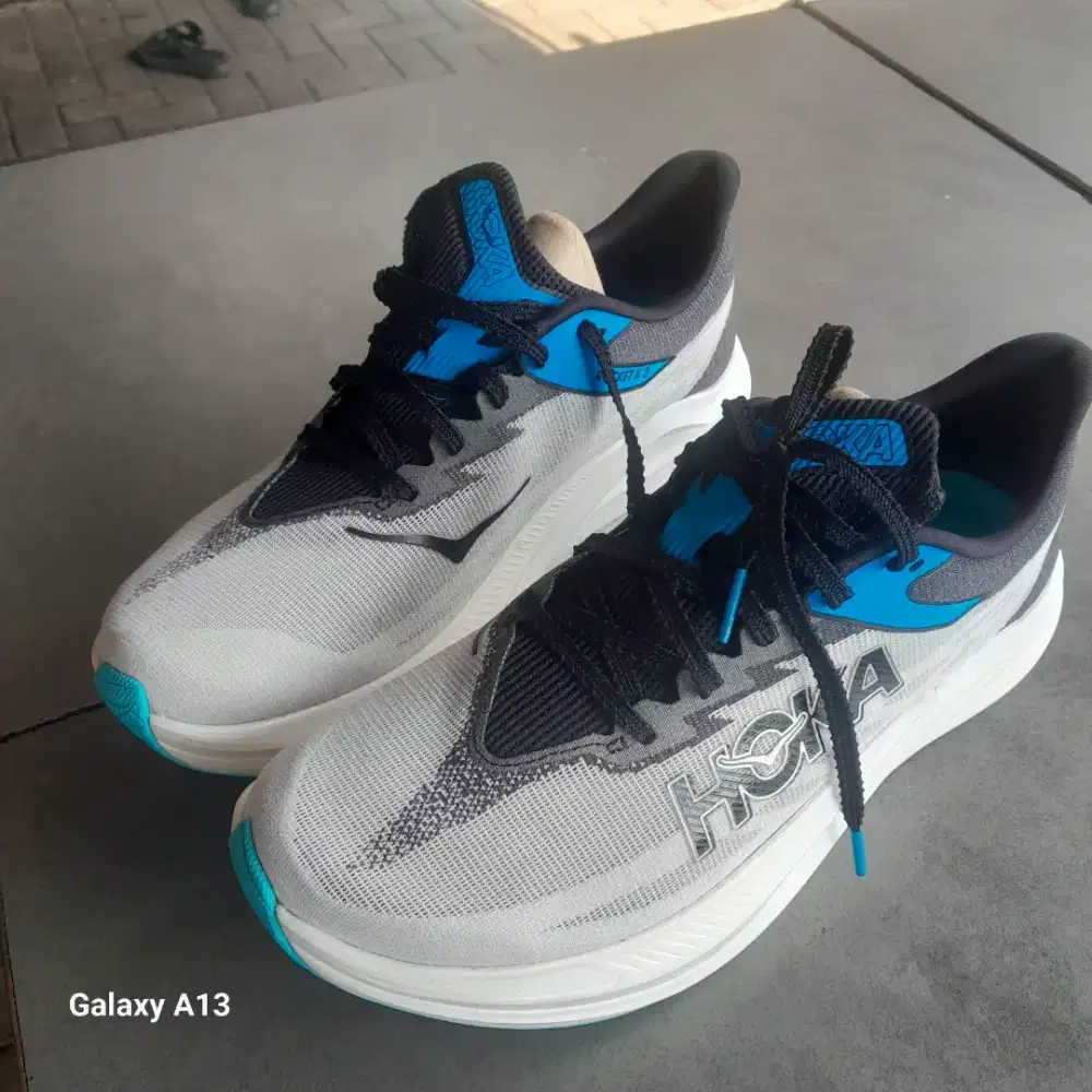 Sepatu Hoka Rocket 3 size 43