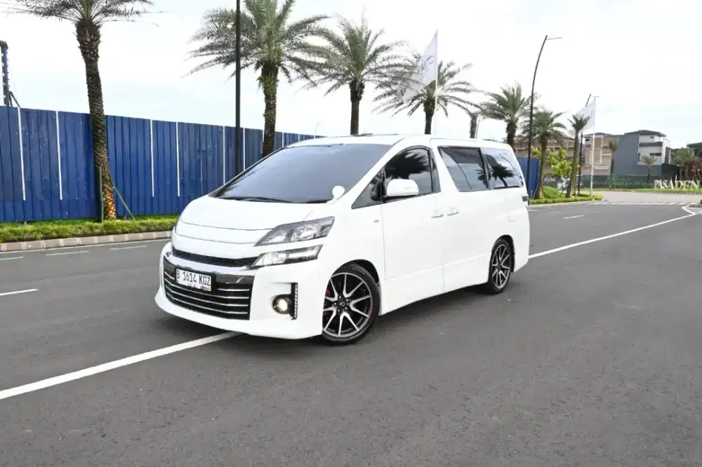 (Tdp2jt) Vellfire GS Premium Sound 2013 Putih