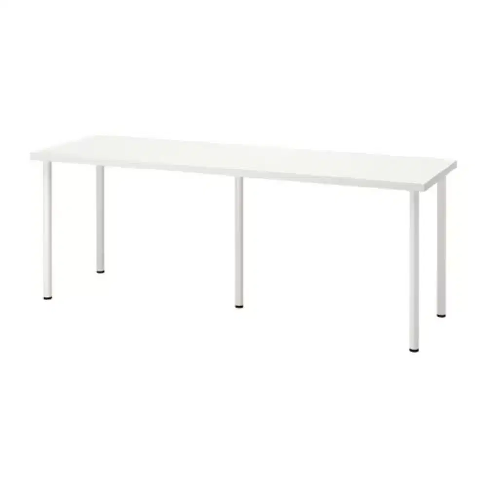 IKEA table LAGKAPTEN/ADILS